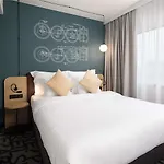 Mercure Ursus Station Varşova
