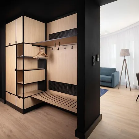 Mercure Ursus Station 4*