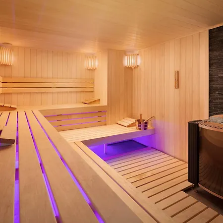 Mercure Ursus Station Hotel