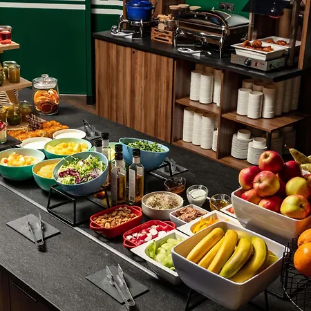 Mercure Ursus Station 4*