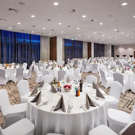 Hotel Mercure Ursus Station