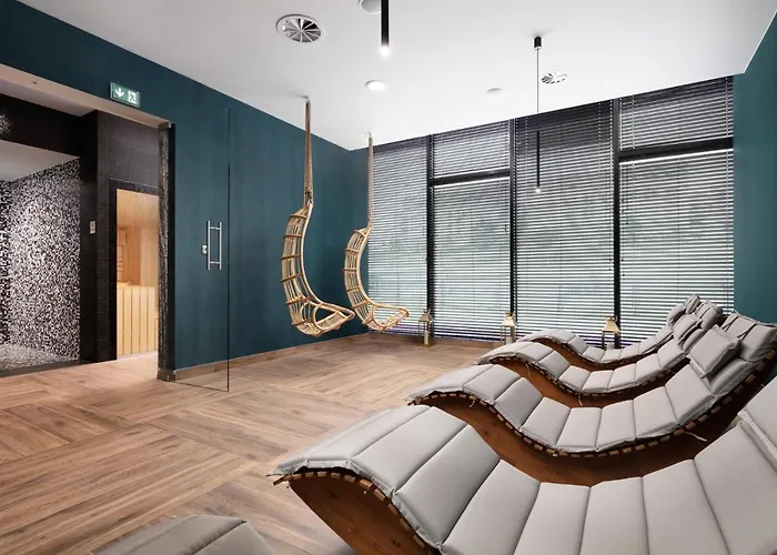 Hotel Mercure Ursus Station 4*