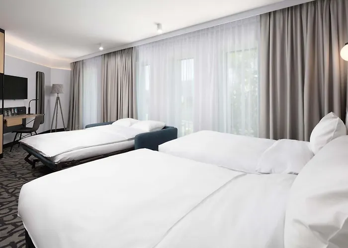 Hotel Mercure Ursus Station 4*