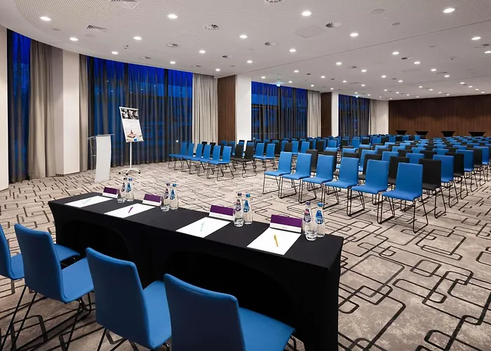 Hotel Mercure Ursus Station