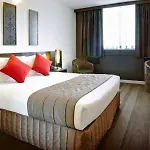 Mercure Ursus Station 4*