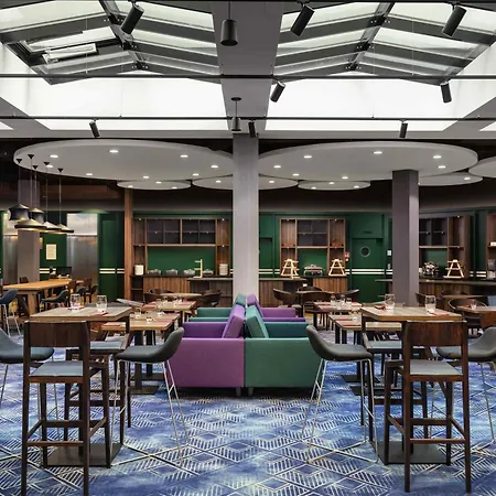 Mercure Ursus Station 호텔