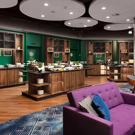 Mercure Ursus Station 호텔