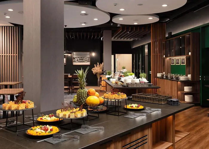 Hotel Mercure Ursus Station 4*