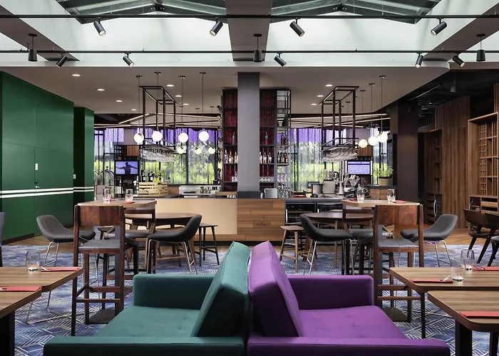 Hotel Mercure Ursus Station 4*